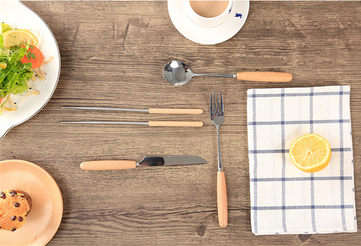 wooden cutlery