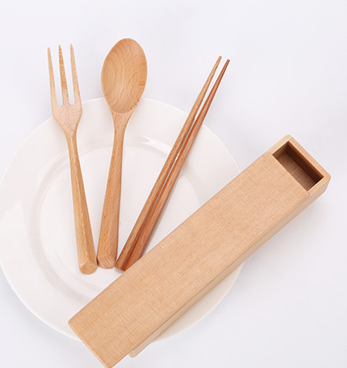 wooden cutlery