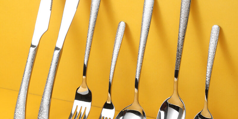 304 Stainless Steel Elegant Star Diamond Crack Design Cutlery Set – Steak Knives, Forks, Spoons for Fine Dining & Hotels