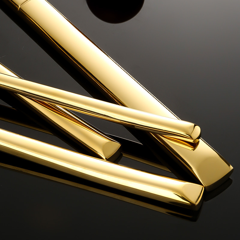 304 Stainless Steel Gold-Plated Knight Cutlery Set - Knife, Fork, Spoon for Luxury Dining