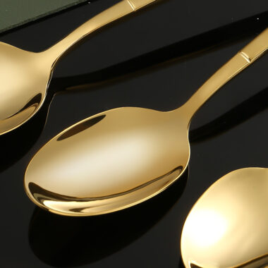  304 Stainless Steel Gold-Plated Knight Cutlery Set - Knife, Fork, Spoon for Luxury Dining