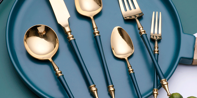 304 Stainless Steel Legendary Cutlery Set - 4-Piece Steak Knife, Fork, Spoon, Coffee Spoon for Restaurant