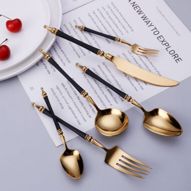 304 Stainless Steel Legendary Cutlery Set - 4-Piece Steak Knife, Fork, Spoon, Coffee Spoon for Restaurant
