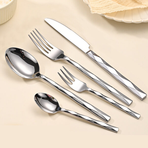 Diamond-Shaped Stainless Steel 5-Piece Cutlery Set for Hotels & Restaurants – Steak Knives, Forks, Dessert Spoons