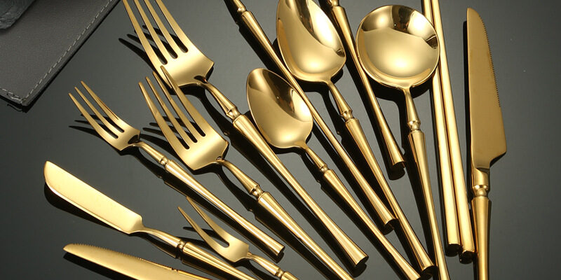 Heavy-Duty 304 Stainless Steel Cutlery Set – Gold Mirror Finish Steak Knives, Forks, and Spoons for Hotels & Restaurants