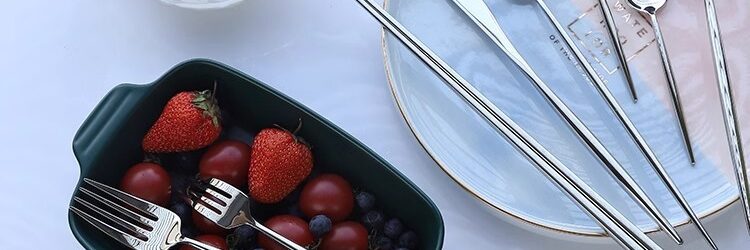 Nordic-Inspired 304 Stainless Steel Mirror Finish Silver Cutlery Set – Knife, Fork, Spoon & Chopsticks