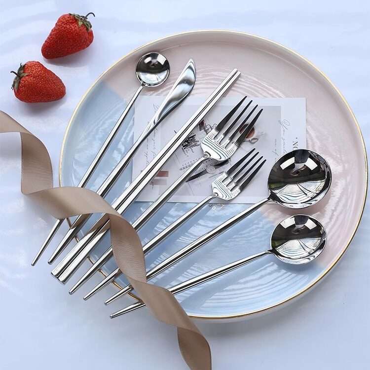 Nordic-Inspired 304 Stainless Steel Mirror Finish Silver Cutlery Set – Knife, Fork, Spoon & Chopsticks