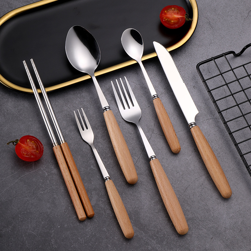 Portable stainless steel cutlery set with wooden handle for students